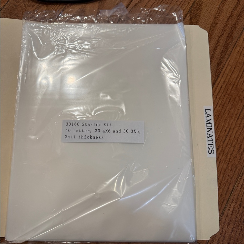 Purple Cows Model 3016C Hot & Cold 9" Laminator Lamination Machine w/sheets - Picture 4 of 5